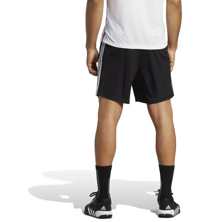 IB8111 Adidas Essential Piqué 3-Stripe Short (4).webp